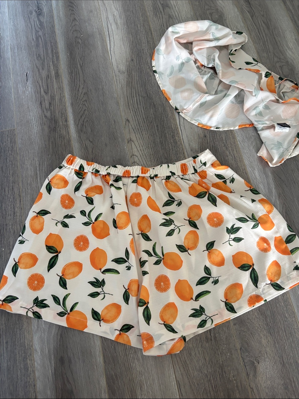 Lemon Print Two Piece Set - Picture 5 of 6